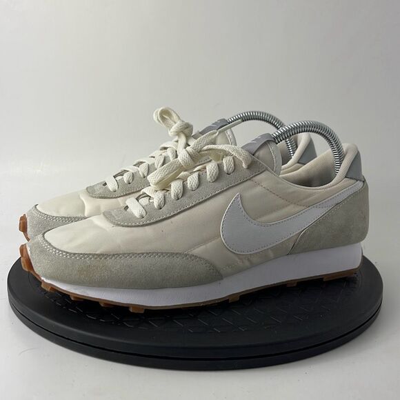 Nike Shoes - Nike Daybreak Ivory/White Casual Shoes CK2351-101 Women’s Size 9